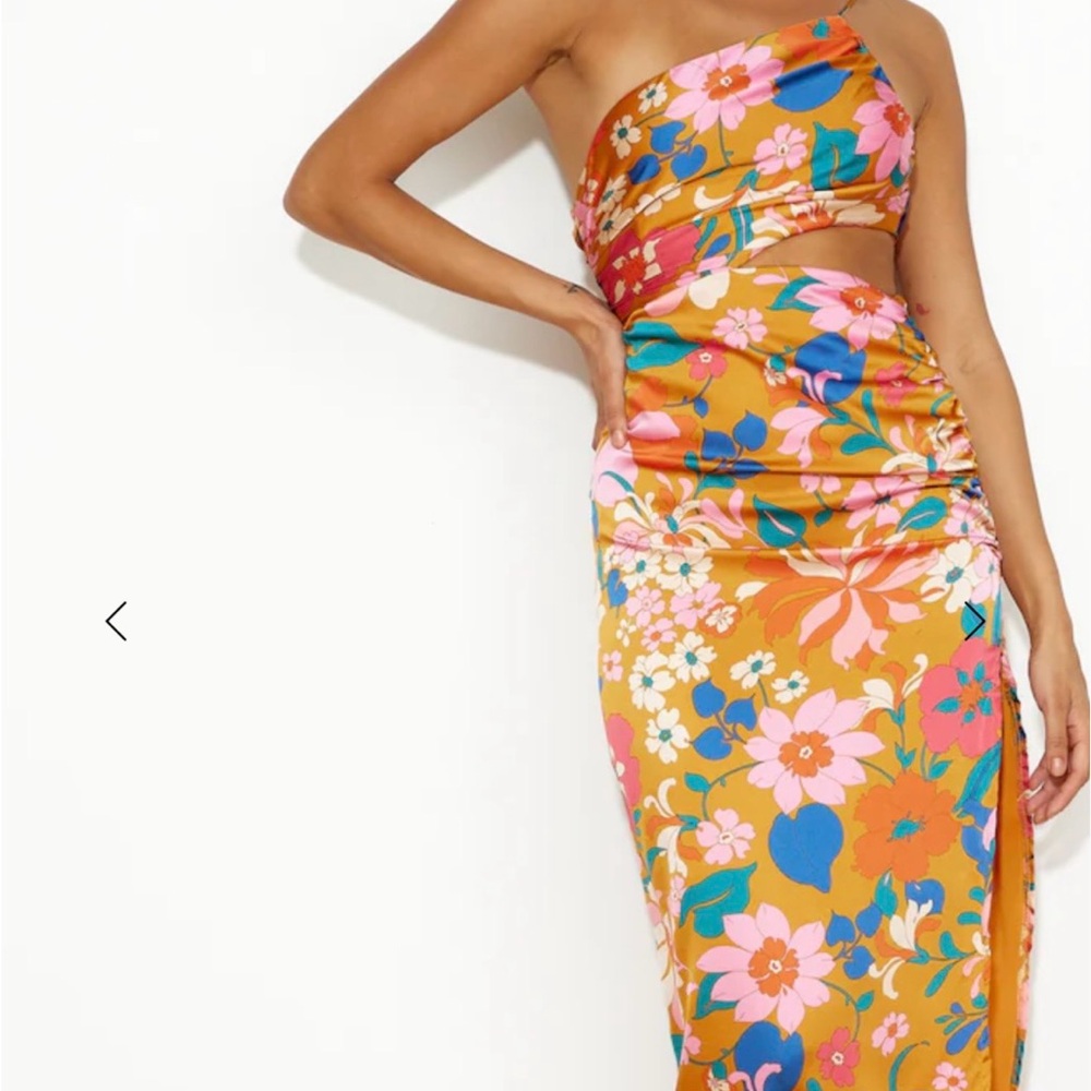 Hello Molly Floral Midi Dress - Multicolor